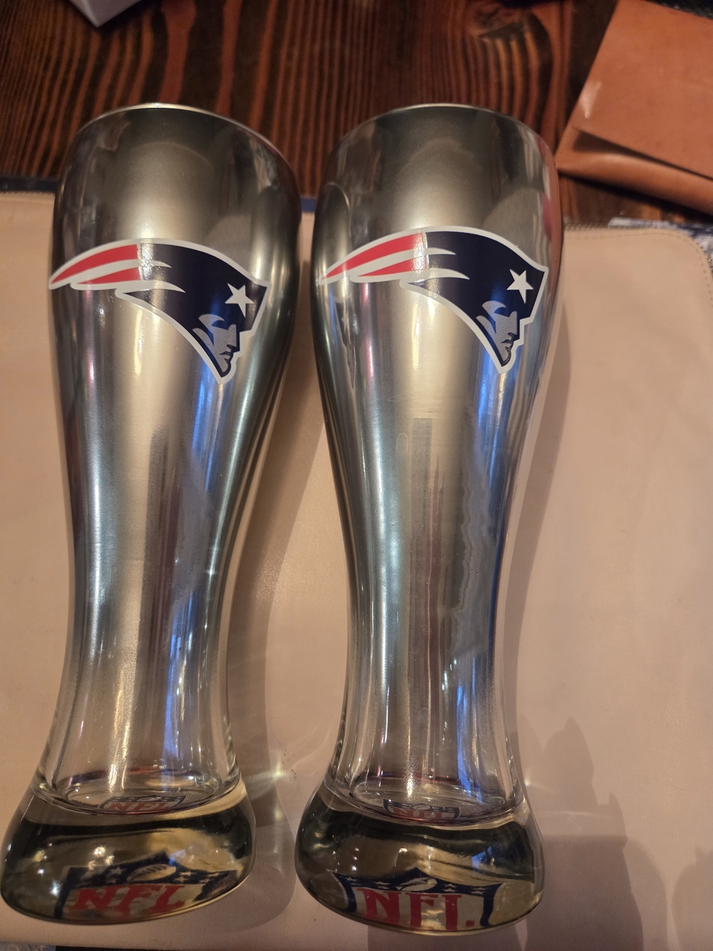 Silver NFL New England Patriots Pilsner Glasses - Set of 2